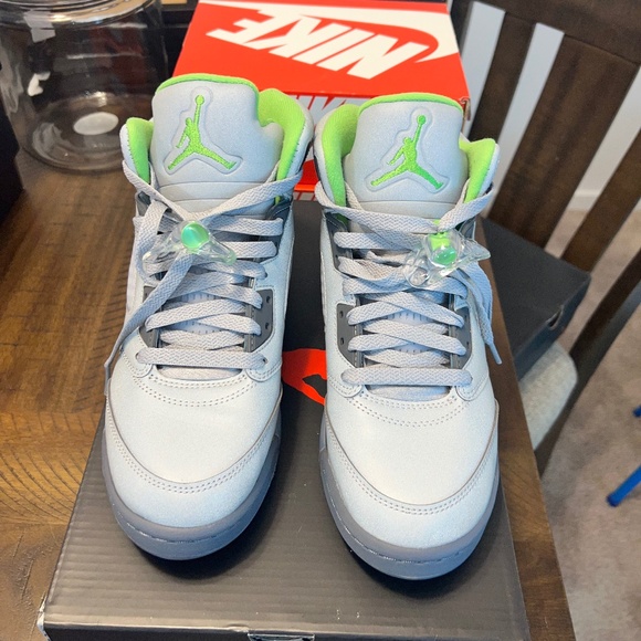 Air Jordan 5 | Big Kids | Size 7Y - Picture 6 of 6